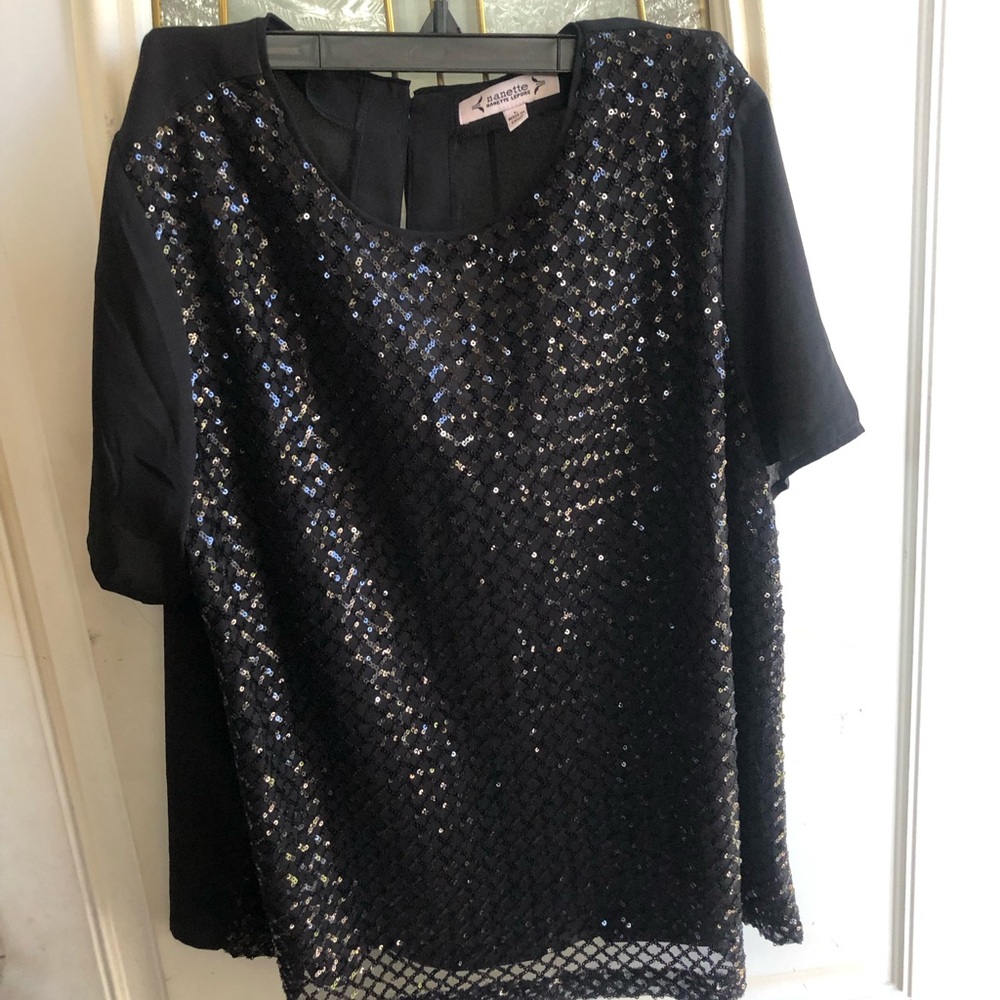 Nanette Lepore Black Sequin Short Sleeve Top